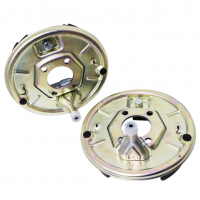 P000140 Brake assembly 200 x 50 RH & LH - Bolt on type backplates pre-assembled with shoes, springs etc (From Jan 1996). P000140 Brake assembly 200 x 50 RH & LH - Bolt on type backplates pre-assembled with shoes, springs etc (From Jan 1996).